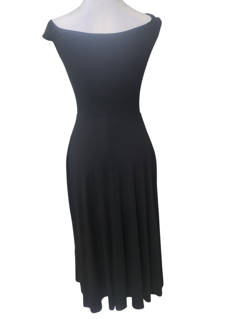 Reformation Black Scoop Neck Maxi Dress With Pockets - Picture 3 of 8